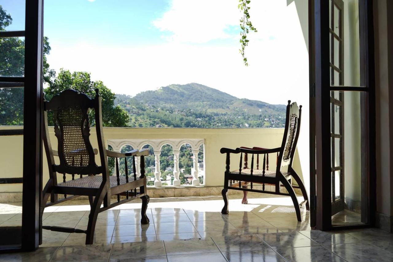 The Bbc Cheliyan Villa แคนดี้ ภายนอก รูปภาพ